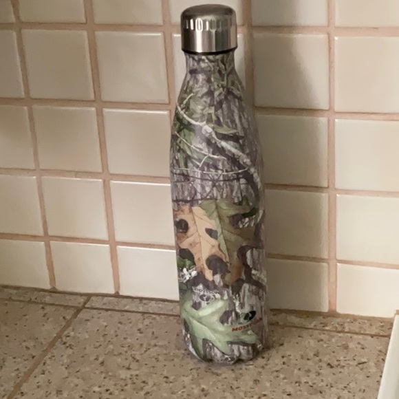 MOSSY OAK 11” Metal Camouflage Water Bottle - Picture 3 of 4